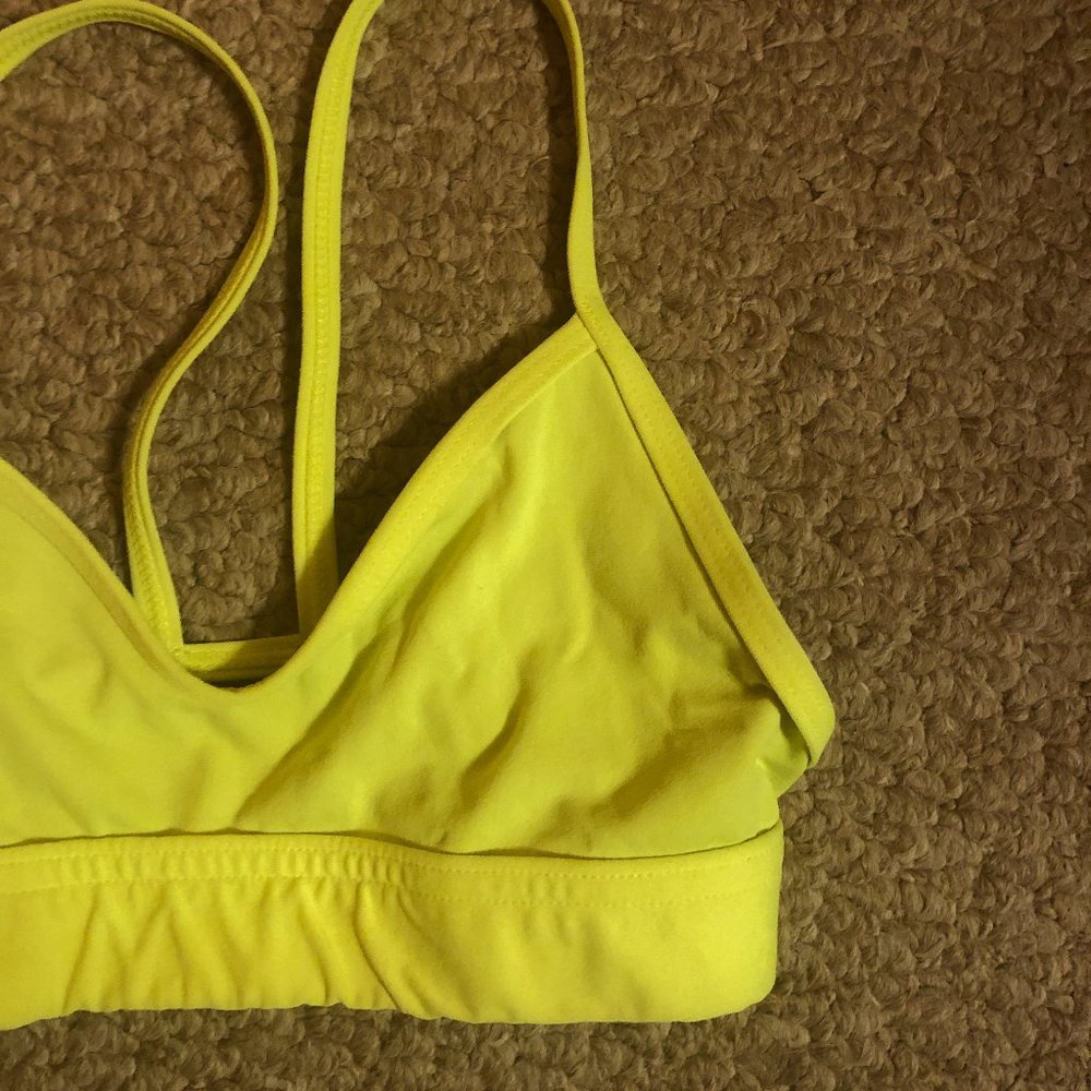 JOLYN Mara Scoop Sports and Bikini Hybrid Top SMALL